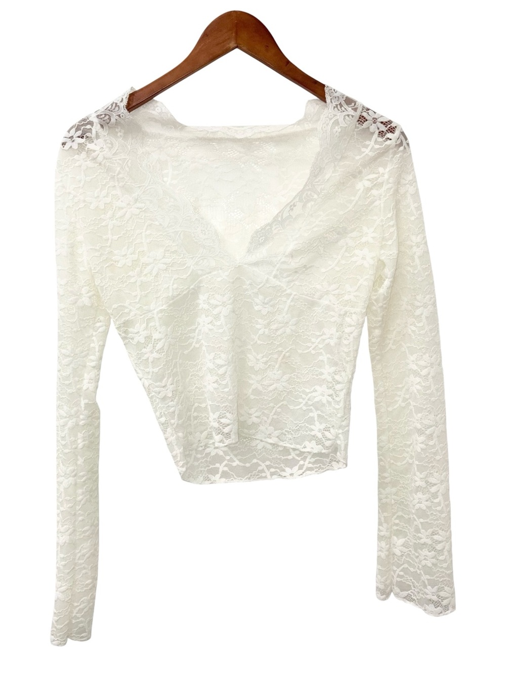 Women’s Lace Long-Sleeve V-Neck Top - White size Medium